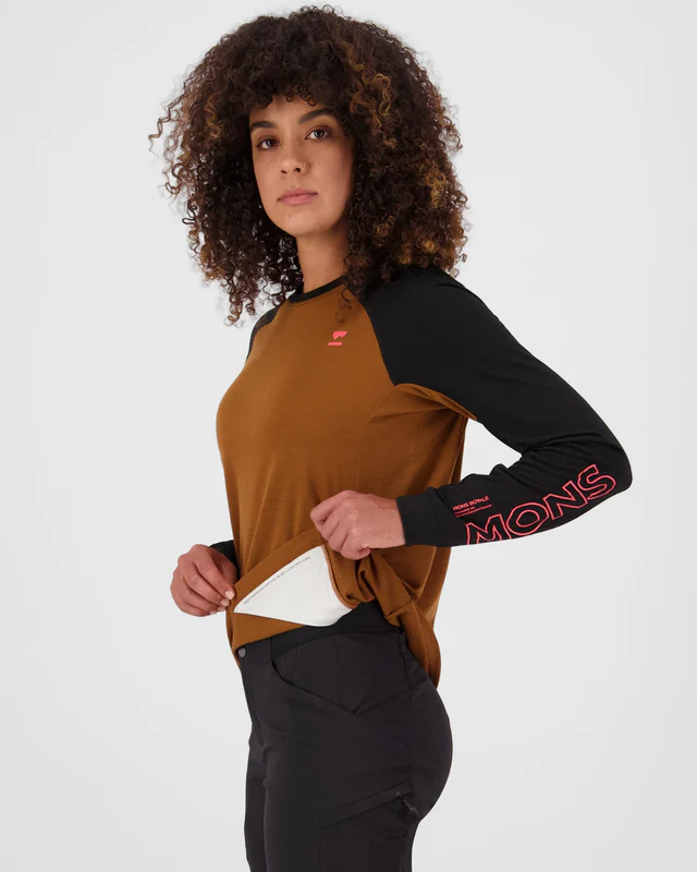 Mons Royale Tarn Merino Long Sleeve, Caramel / Black