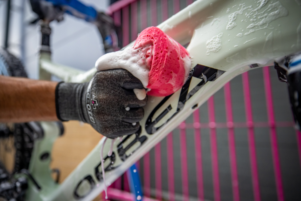 Muc-Off 8-In-One Bike Cleaning Kit