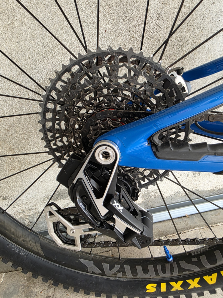 Mondraker 2024 - Mondraker Neat RR SL M Blue / Blue / White