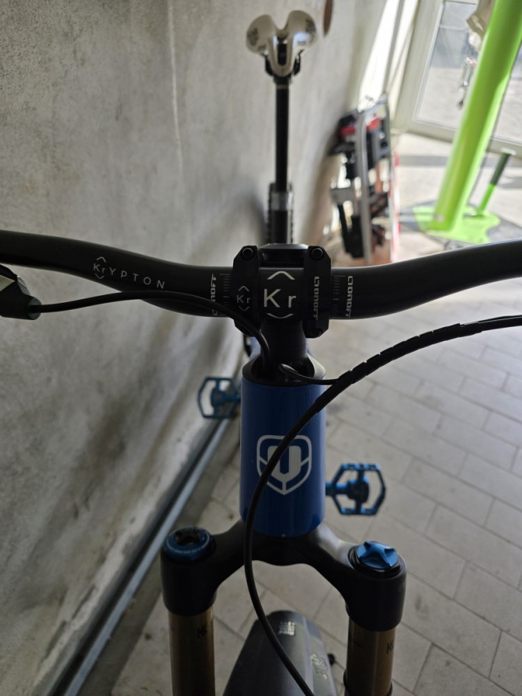 Mondraker 2024 - Mondraker Neat RR SL M Blue / Blue / White